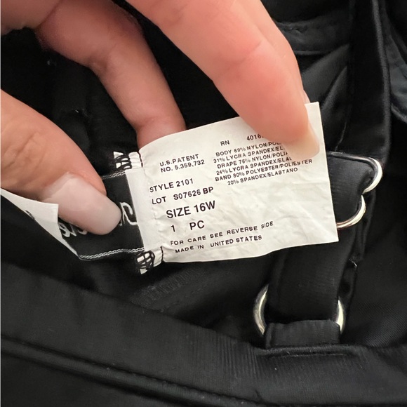 Miracle suit One Piece 16W - Picture 8 of 9